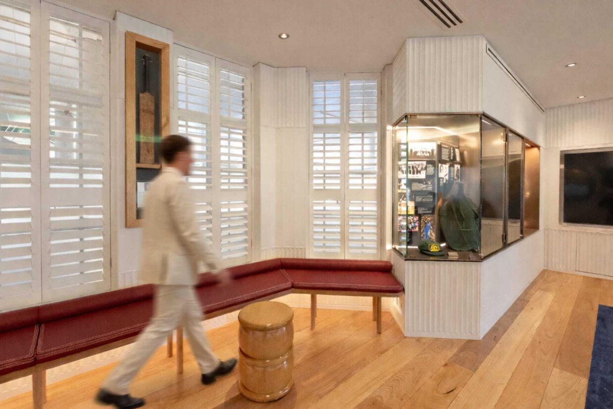 Saca committee room 11